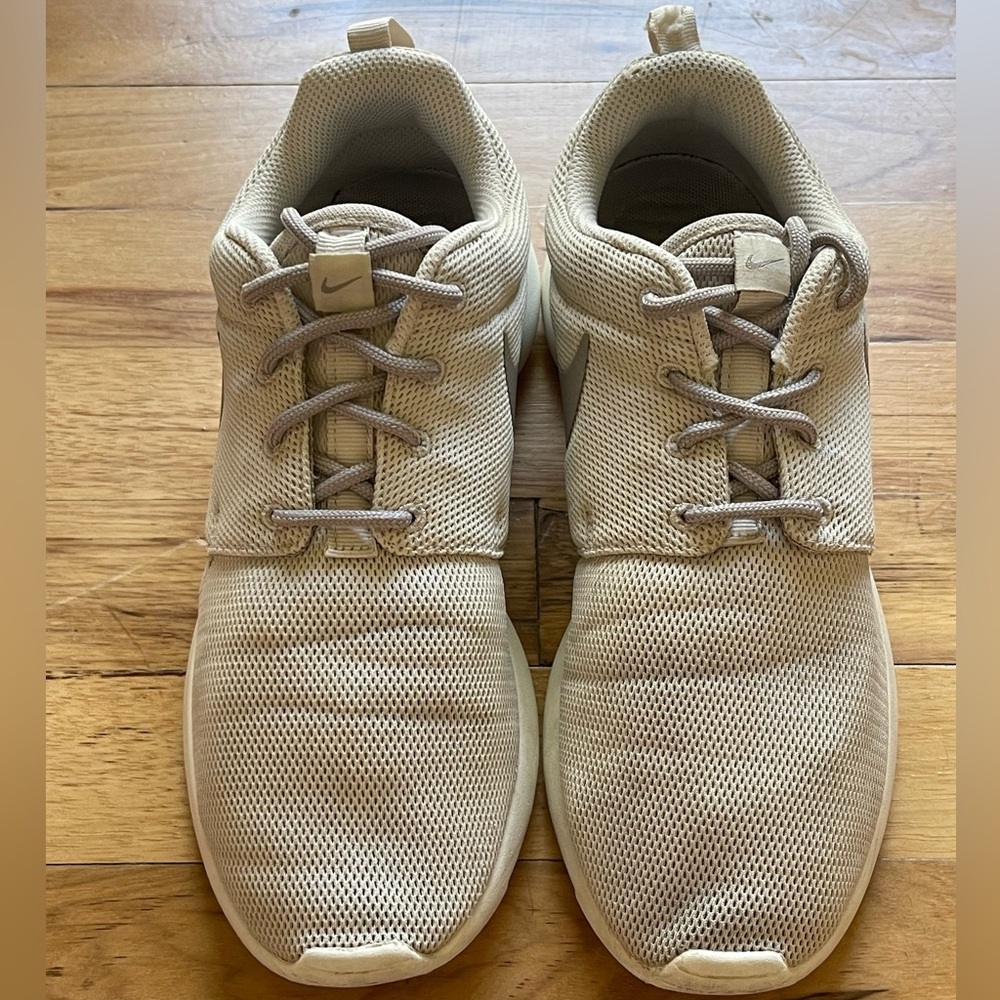 Nike Roshe One Women’s Running Shoes - Picture 3 of 7